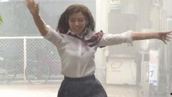 娱乐吃瓜酱男生恋爱脑,恋爱脑爆发！娱乐吃瓜酱男生揭秘恋爱中的甜蜜与疯狂